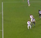 Galatasaray tepki g&ouml;stermişti! F.Bah&ccedil;e&rsquo;nin gol&uuml;nde ofsayt var mı? Eski hakemler a&ccedil;ıkladı 