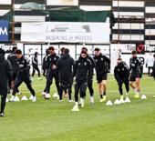 Beşiktaş Galatasaray'a karşı 2 yıldızından faydalanamayacak!