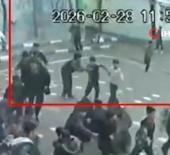 İran&rsquo;da 1 &ouml;ğrencinin hayatını kaybettiği saldırının g&ouml;r&uuml;nt&uuml;leri ortaya &ccedil;ıktı