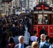 T&uuml;rkiye'de kadın ve erkek n&uuml;fusu belli oldu! T&Uuml;İK rakamları a&ccedil;ıkladı