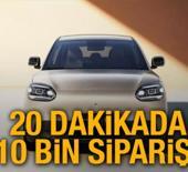 G&ouml;renler hayrete d&uuml;şt&uuml;! 20 dakikada 10 bin sipariş aldı