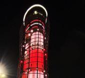 Sabiha G&ouml;k&ccedil;en&rsquo;de &Ccedil;anakkale ruhu g&ouml;ky&uuml;z&uuml;ne yansıdı: ATC, T&uuml;rk Bayrağı renklerine b&uuml;r&uuml;nd&uuml;