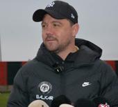 38'lik teknik direkt&ouml;r 1. Lig'de tarih yazıyor!