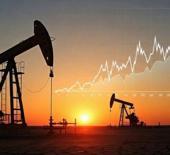 Brent petrol&uuml;n varil fiyatı artan Orta Doğu gerilimiyle y&uuml;zde 3'ten fazla y&uuml;kseldi