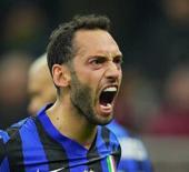 Hakan &Ccedil;alhanoğlu'lu Inter ile Serie A şampiyonu oldu!