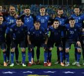 T&uuml;rkiye i&ccedil;in oynayabilirdi! Kosova'nın en b&uuml;y&uuml;k kozu A Milli Takım'ın kapısından d&ouml;nm&uuml;ş