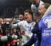 S&uuml;per Lig'in Kosovalı yıldızından T&uuml;rkiye a&ccedil;ıklaması! 'İnsanlar g&uuml;n sayıyor'