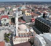 İl&ccedil;eyi &ouml;nce &uuml;zen sonra sevindiren haber: 46 yıllık cami yıkılıyor