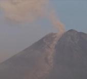 Semeru Yanardağı yeniden faaliyette! 