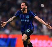 7 goll&uuml; ma&ccedil;ta farka gittiler! Hakan, Zeki'yi 5 golle &uuml;zd&uuml;