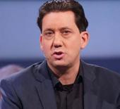 D&uuml;nya derbideki penaltıyı konuşuyor! Alman hakem kararı yorumladı