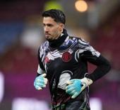 Anlaşma sağlandı! Altay Bayındır, S&uuml;per Lig'e geliyor