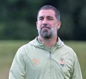 Arda Turan tarihe ge&ccedil;ti! İlk T&uuml;rk teknik direkt&ouml;r oldu