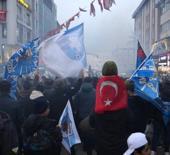 Bir şehir meydanlara d&ouml;k&uuml;ld&uuml;! Dadaşlar şampiyonluğu kutluyor