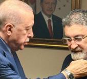 Serik'te yeni d&ouml;nem! Kadir Kumbul AK Parti'ye katıldı, rozetini Erdoğan taktı