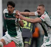 120+2'de yıkılan Fenerbah&ccedil;e, T&uuml;rkiye Kupası'na veda etti!