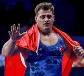 Rıza Kayaalp, tarih yazmaya bir adım uzaklıkta! Rekor i&ccedil;in mindere &ccedil;ıkıyor