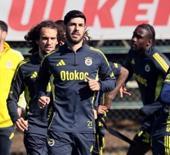 Derbiye saatler kala Fenerbah&ccedil;e'de Asensio gelişmesi!