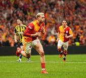 Galatasaray, Fenerbah&ccedil;e'ye karşı 25 yıl sonra bir ilki başardı
