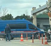 Kocaeli&rsquo;de jandarmadan operasyon; &ccedil;ok sayıda ş&uuml;pheli g&ouml;zaltına alındı