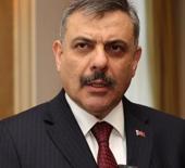 İ&ccedil;işleri Bakanı &Ccedil;ift&ccedil;i'den d&uuml;zensiz g&ouml;&ccedil; mesajı: T&uuml;rkiye &ouml;rnek &uuml;lke konumunda!