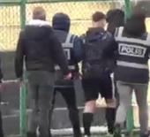 Yeşil sahada olay bitmiyor! Hakemin y&uuml;z&uuml;ne yumruk atan futbolcu g&ouml;zaltına alındı