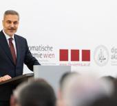 Fidan, Avrupa'nın g&ouml;beğinde mesajı verdi: Artık AB'den daha b&uuml;y&uuml;k!