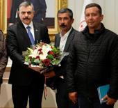 Maden iş&ccedil;ilerinden İ&ccedil;işleri Bakanı &Ccedil;ift&ccedil;i'yi teşekk&uuml;r ziyaret etti