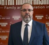 Erhan Afyoncu: '3 &ccedil;ocuğu olan anneye memur gibi maaş verilmeli'