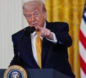 Trump bir &uuml;lkeyle daha k&ouml;pr&uuml;leri atıyor! Askerlerini &ccedil;ekecek