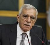 Ahmet T&uuml;rk kimdir, aslen nerelidir? K&uuml;rdistan lafı &ccedil;ileden &ccedil;ıkarttı!