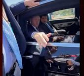 Cumhurbaşkanı Erdoğan sevgi g&ouml;sterisine kayıtsız kalmadı