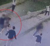 Defalarca bı&ccedil;akladılar! 15 yaşındaki Abdulbaki'nin &ouml;ld&uuml;ğ&uuml; kavga kamerada