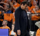 Ergin Ataman'a b&uuml;y&uuml;k şok! EuroLeague'e veda etti
