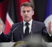 Fransız vekillerden, Macron'a "s&ouml;m&uuml;rgeci hareketi" tepkisi