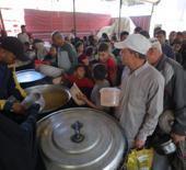İsrail Gazze'de yemek dağıtım noktasını vurdu