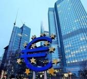 ECB Başekonomisti Philip Lane: Enflasyon ve b&uuml;y&uuml;me tahminlerini g&uuml;ncelleyeceğiz