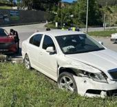 Samsun'da korkutan kaza: Otomobiller hurdaya d&ouml;nd&uuml;
