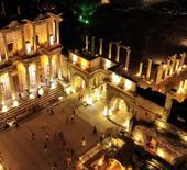 Efes Antik Kenti&rsquo;nde gece m&uuml;zeciliği sezonu başladı