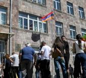 Komşuda sıcak saatler! Se&ccedil;im zaferini ilan ettiler! Son dakika T&uuml;rkiye a&ccedil;ıklaması