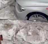 Ankara'da dolu ve sağanak hayatı durma noktasına getirdi!