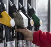 Motorine b&uuml;y&uuml;k indirim yolda: Pompaya ne kadar yansıyacak?
