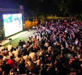 Gaziantep B&uuml;y&uuml;kşehir, milli heyecana binlerce vatandaşla ortak oluyor