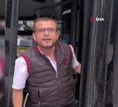 Esenyurt'ta İETT şof&ouml;r&uuml; ile s&uuml;r&uuml;c&uuml; arasında yol verme kavgası yaşandı...