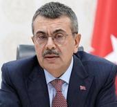 T&uuml;m okullarda başlıyor: Artık kaldırıldı! MEB'ten yeni karar...