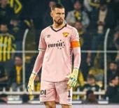 S&uuml;per Lig'den Avrupa'ya! Transfer resmen a&ccedil;ıklandı