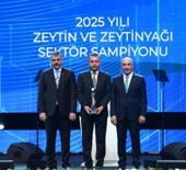 Bakan &Ccedil;ift&ccedil;i: 2025'te ihracat 395,9 milyar dolara ulaşarak rekor kırıldı