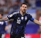 Messi bir rekor daha kırdı! Arjantin'den 3 goll&uuml; net zafer