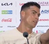Ronaldo'dan gazetecilere fır&ccedil;a! Gelen soru sonrası &ccedil;ılgına d&ouml;nd&uuml;