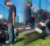 Arnavutk&ouml;y'de akran zorbalığı kamerada! 